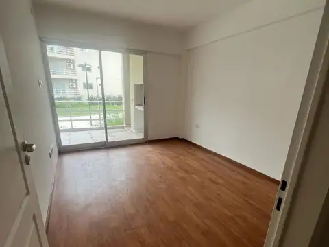 Departamento en Alquiler en Pilar, $ 820.000