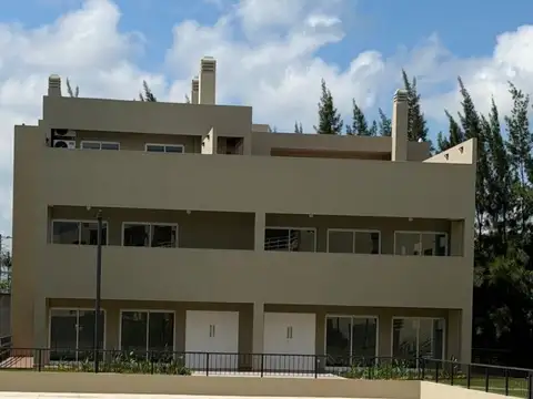 Departamento en Alquiler en Pilar, $ 790.000