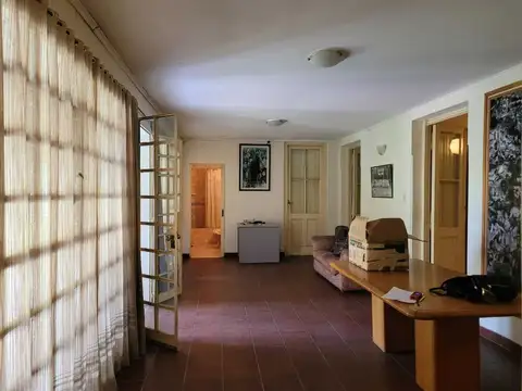 QUINTA VENTA MONTE GRANDE CON SALON DE FIESTAS