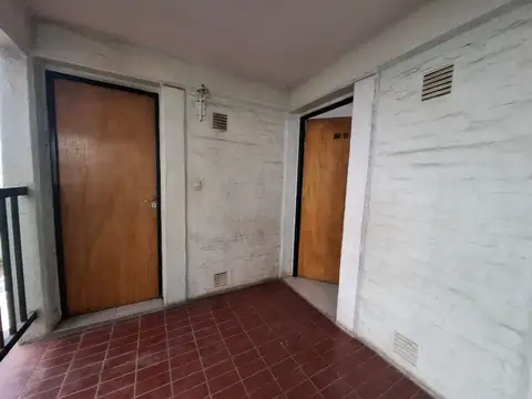 Departamento 5 ambientes con 1 baño