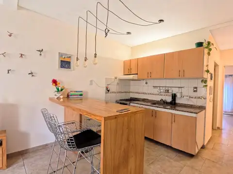 Depto Tipo Casa en Venta en Villa Pueyrredon, USD 142.000