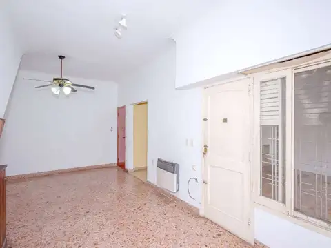 Depto Tipo Casa en Venta con 1 cocheras