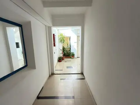 DEPARTAMENTO 1 DORMITORIO CON PATIO EN BOLIVAR 800
