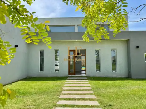 Santa Isabel 100