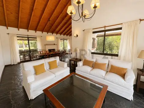Casa en Venta en Muñiz, USD 310.000