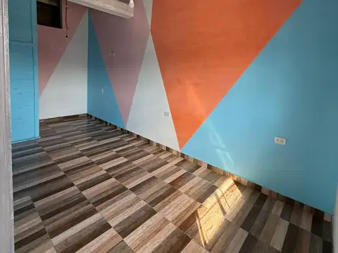 Casa 2 ambientes con 1 baño