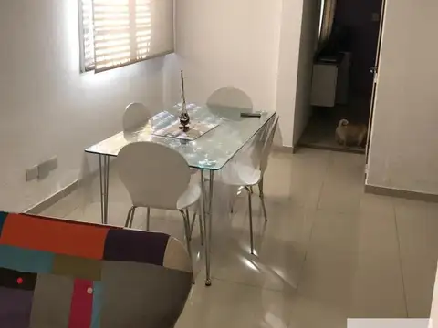 Casa en venta - 3 Dormitorios 6 Baños - Morón