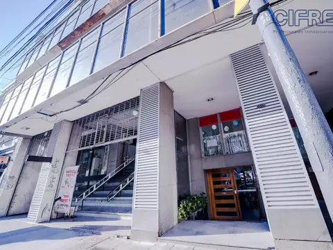 Departamento Monoambiente con Patio Apto Profesional en Monroe y Av. Triunvirato