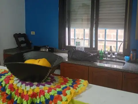 CASA EN VENTA DE 2 DORMITORIOS ZONA SUR OPORTUNIDAD