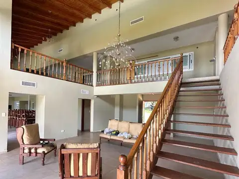 Casa en Venta en Villa Santa Cruz del Lago, USD 550.000
