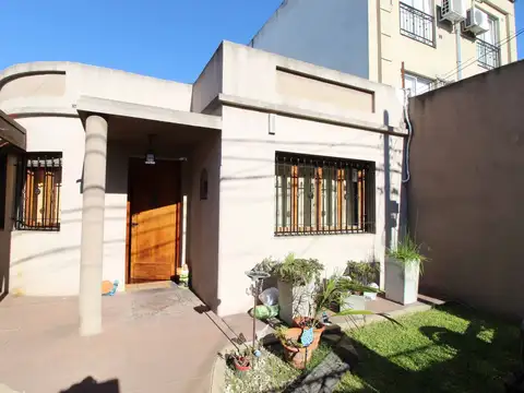 CORONEL MANUEL CORDOVA 1100