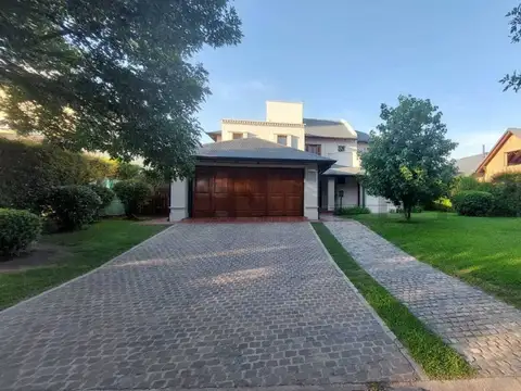 VENTA CASA 3 DORMITORIOS COUNTRY JOCKEY CLUB