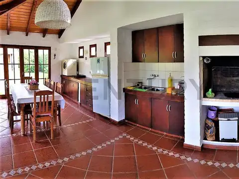 VENTA CASA 3 DORMITORIOS COUNTRY JOCKEY CLUB