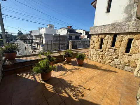 Depto Tipo Casa en Venta en Lomas del Mirador, USD 122.000