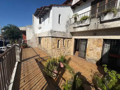 Depto Tipo Casa en Venta 46 años