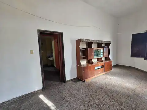 Depto Tipo Casa 4 ambientes con 2 baños