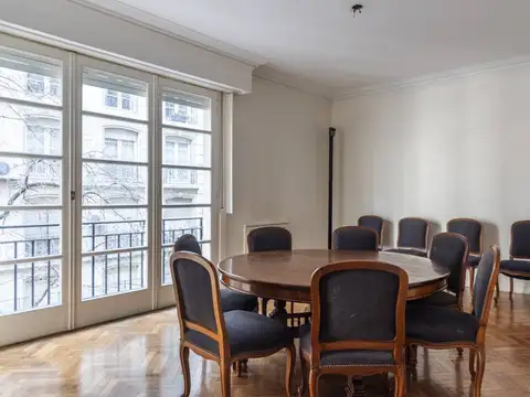 Departamento 7 ambientes con 3 baños