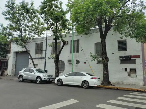 Galpon en Venta en Barracas, USD 700.000