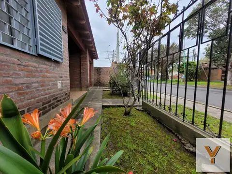 Casa en Venta - 2 Dormitorios 1 Baño - 170mts - La Plata