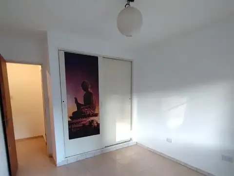 Departamento en Alquiler en Remedios De Escalada, $ 450.000