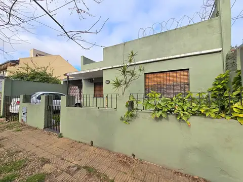 Casa  en Venta en Villa Loma Hermosa, Tres de Febrero, G.B.A. Zona Oeste