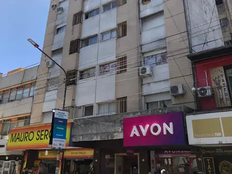 depto tres amb. frente