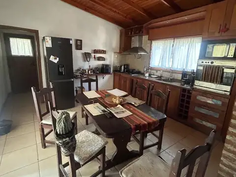 Casa 3 ambientes con 1 baño