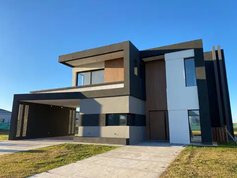 Casa en Venta de 4 dormitorios