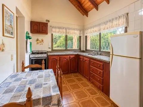Casa 4 ambientes con 1 baño