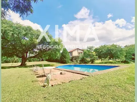 Casa en Venta con 2 cocheras