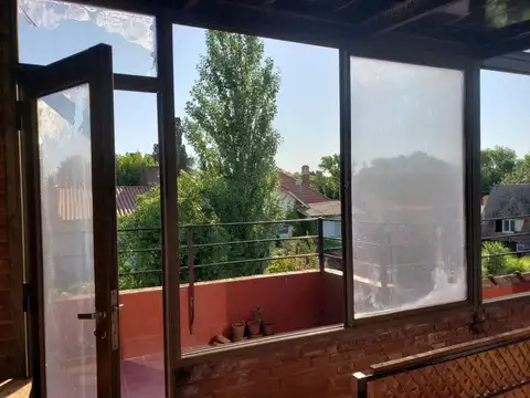 Casa 4 ambientes con 4 baños