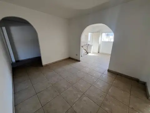 Depto Tipo Casa 4 ambientes con 1 baño