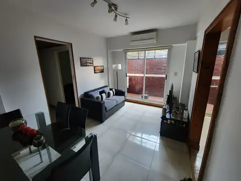 VENTA - 2 Ambientes con patio - Boedo