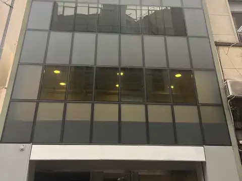 VENTA DE EDIFICIO COMERCIAL EN BLOCK DE 926 M2 EN  MONSERRAT