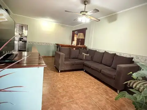 Depto Tipo Casa en Venta de 6 ambientes