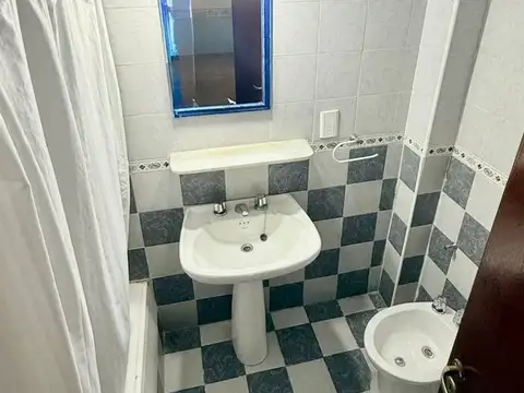 Depto Tipo Casa en Venta con 1 cocheras