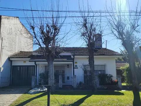 Casa Chalet  en Venta en General Pacheco, Tigre, G.B.A. Zona Norte