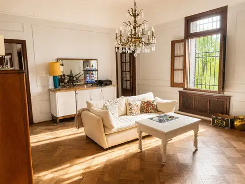 Casa Chalet  en Alquiler en Villa Devoto, Capital Federal, Buenos Aires