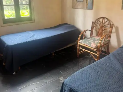 Casa en alquiler de 3 dormitorios.