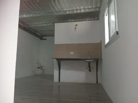 Galpón 480m2 S/Lote 10x40 a Estrenar