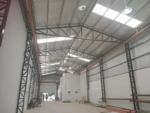 Galpon en Alquiler A Estrenar