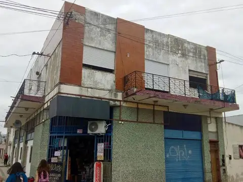 Avenida Enrique Bossinga y Francisco Cestino