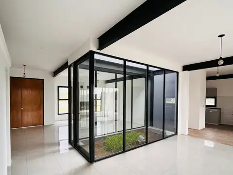 Casa Minimalista en Villalobos de 230 m2 totales.