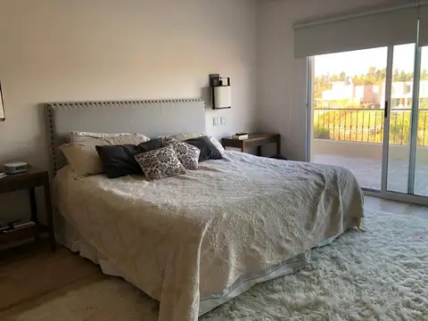 Casa en Alquiler de 5 dormitorios