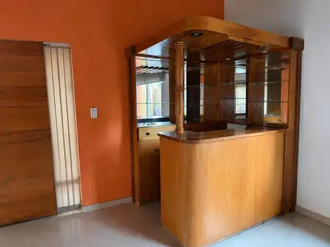 Casa en Alquiler de 4 dormitorios
