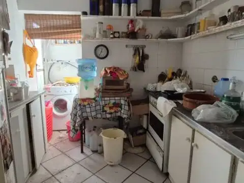 ¡OPORTUNIDAD - bajó el precio! Casa sobre 2 LOTES (672 m² totales)