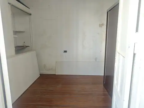 Depto Tipo Casa en Venta 50 años