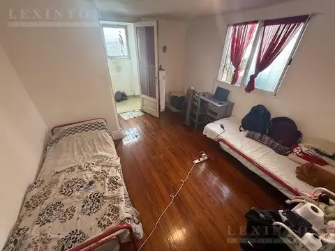 DUPEX, 4 DORMITORIOS, 3 BAÑOS, UN TOILETTE, BALCON CUB Y DESC. EDIFICIO FRANCES