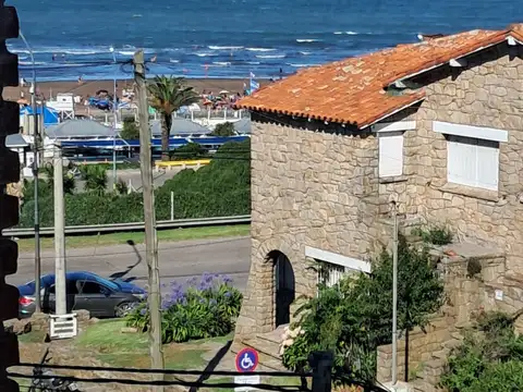 Departamento en Alquiler en Punta Mogotes, $ 600.000