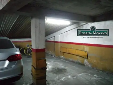 Venta - Cochera - Juncal 100